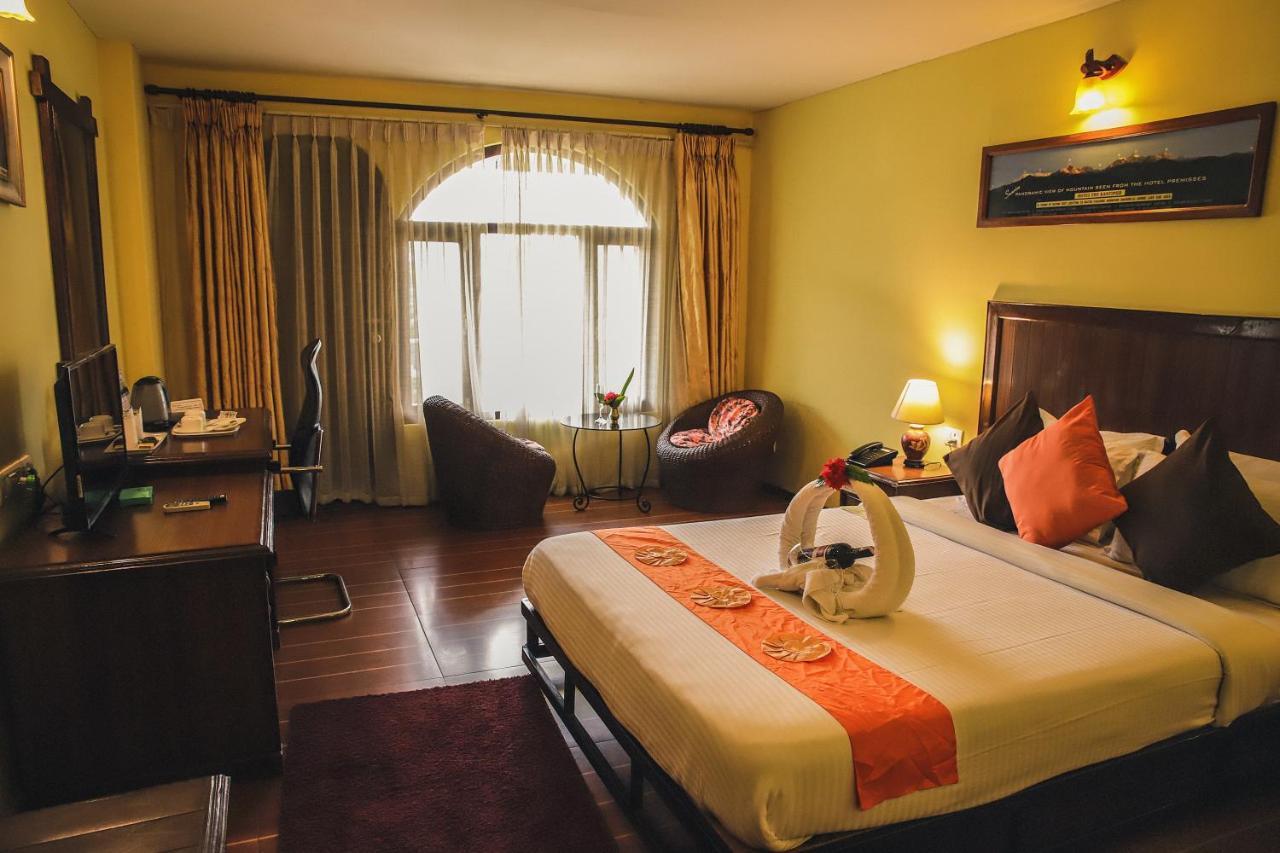 Hotel The Kantipur Pokhara Zewnętrze zdjęcie