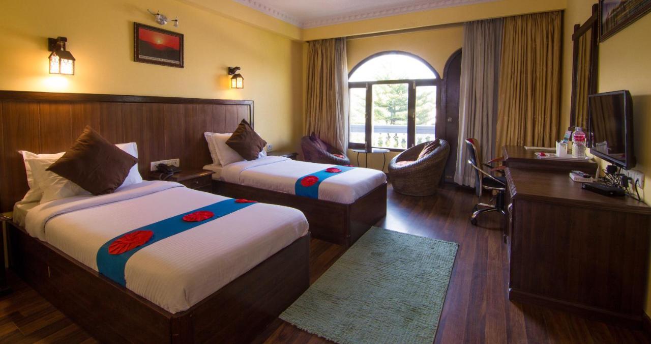 Hotel The Kantipur Pokhara Zewnętrze zdjęcie