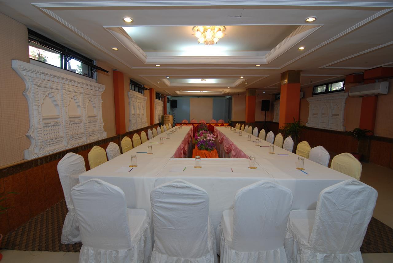 Hotel The Kantipur Pokhara Zewnętrze zdjęcie